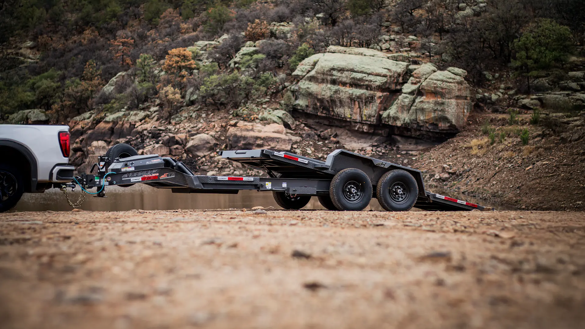 Equipment trailer