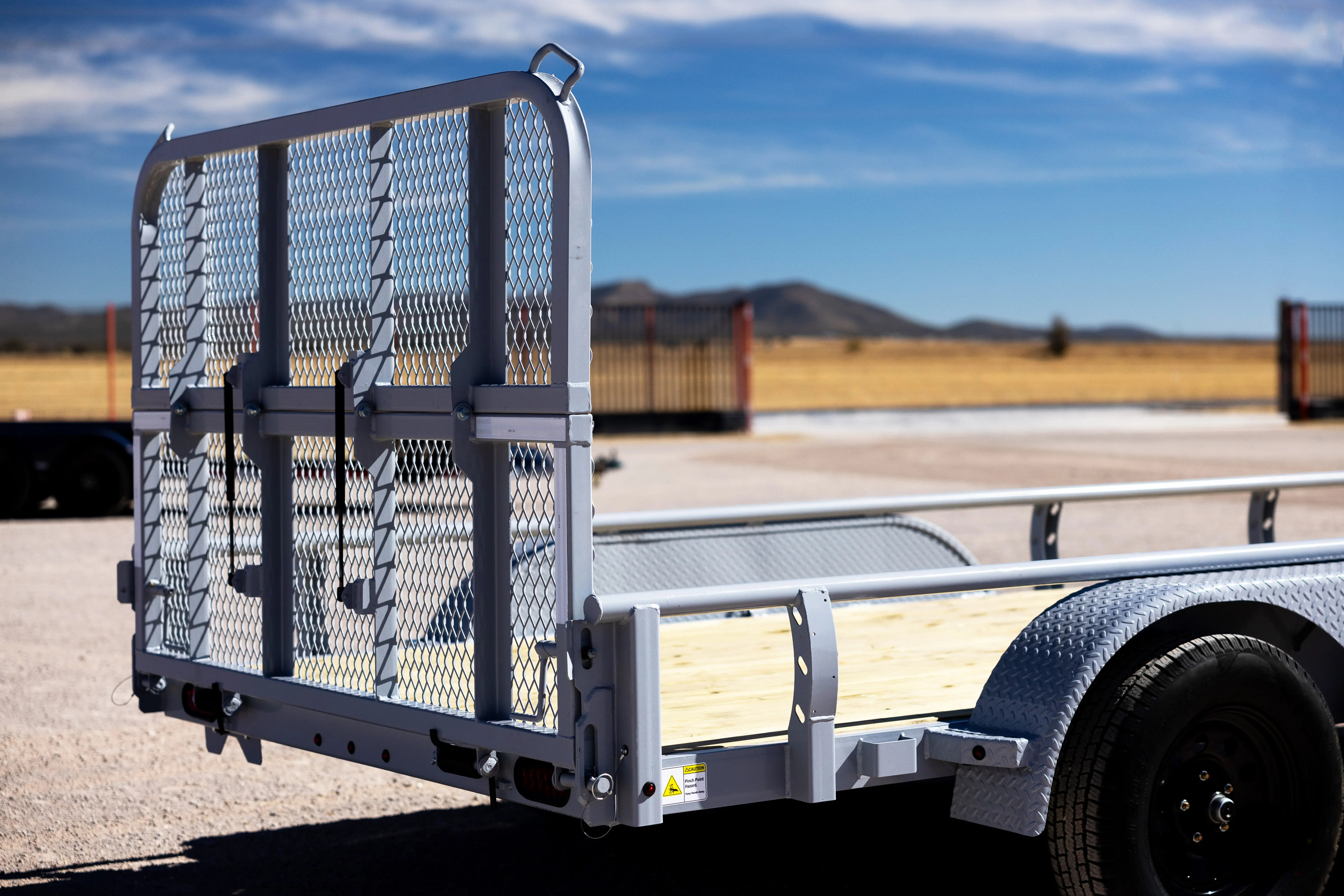 UTZ 7.6K BP Lightweight Utility Trailer | Horizon Trailers
